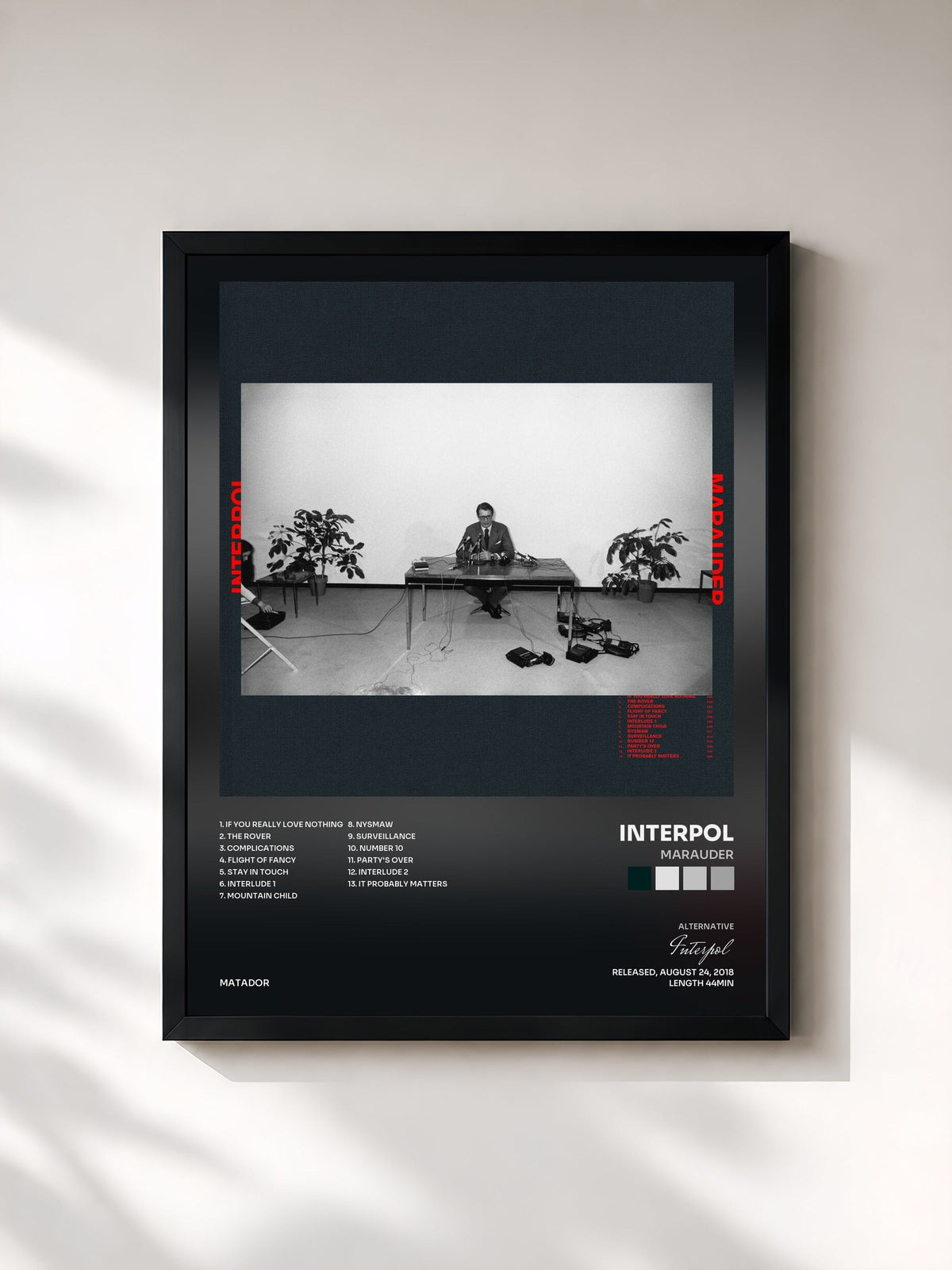 #noir Tableau de l'album Marauder de Interpol, cadre noir, imprimé et encadré en France
