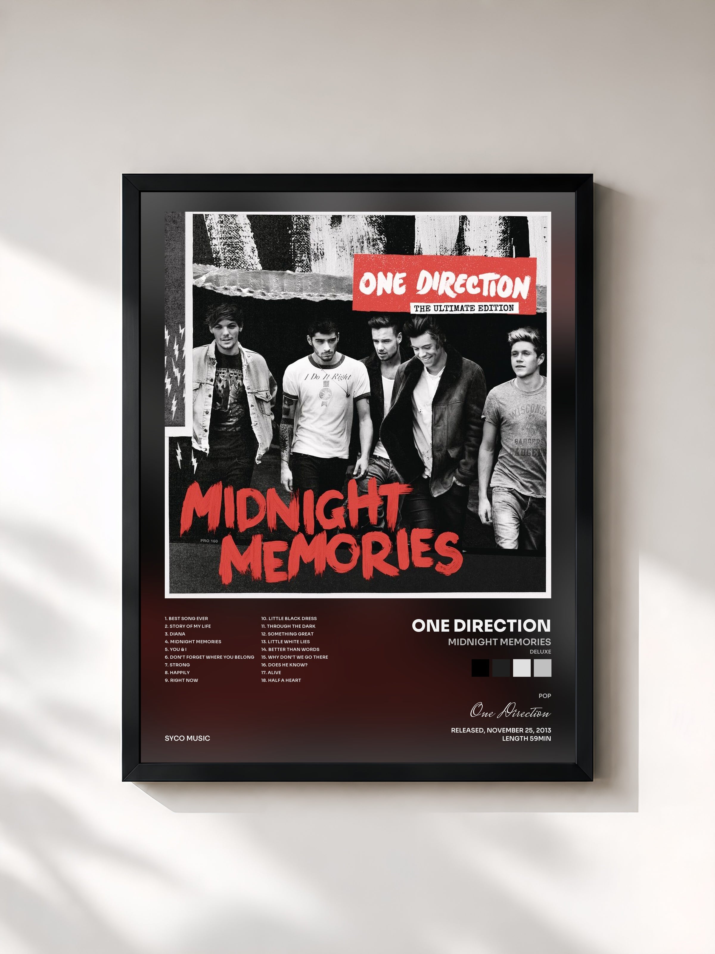 #noir Midnight Memories (Deluxe) di One Direction in stampa incorniciata, cornice nera, stampata e incorniciata in Francia