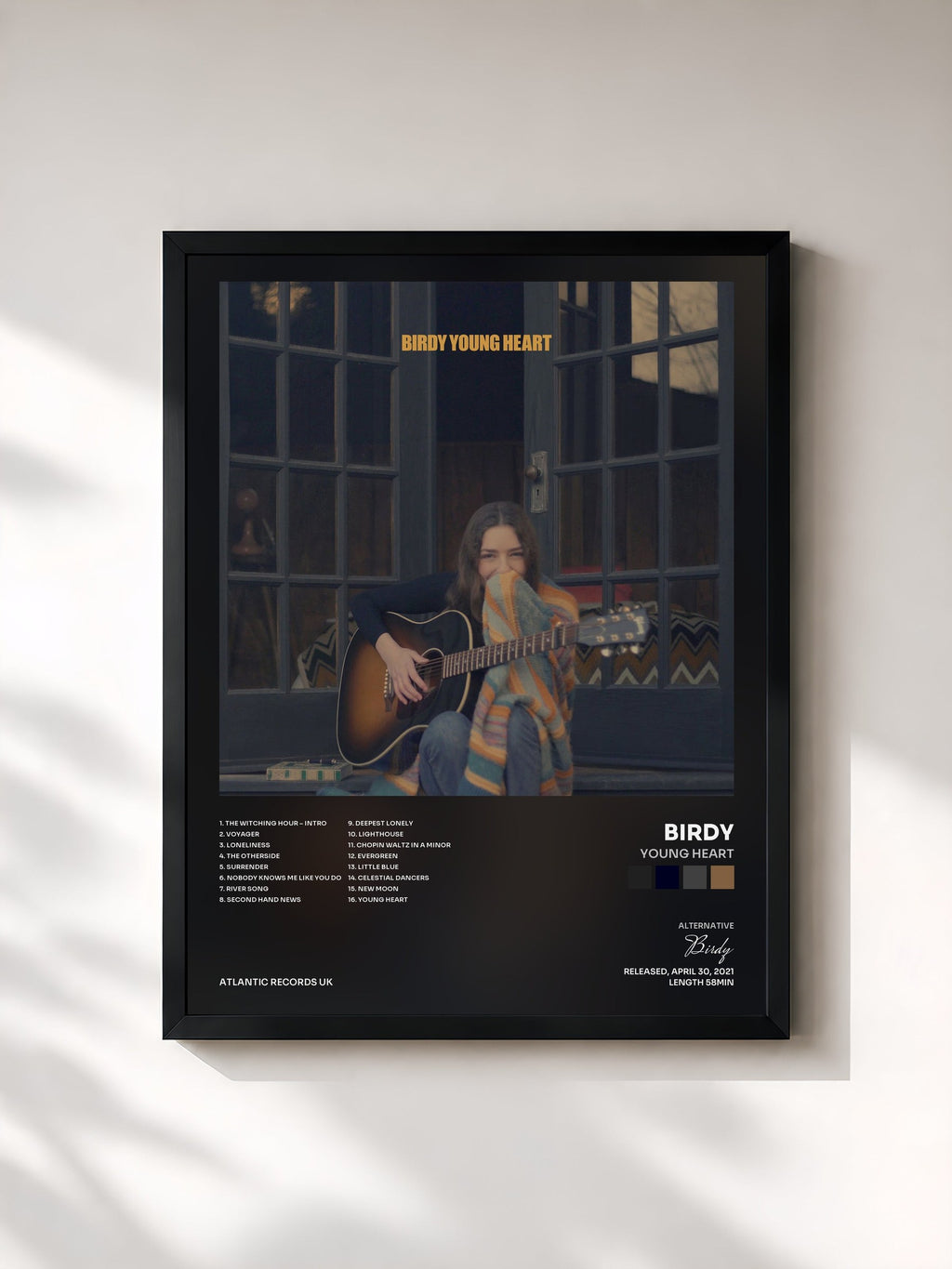 #noir Tableau de l'album Young Heart de Birdy, cadre noir, imprimé et encadré en France
