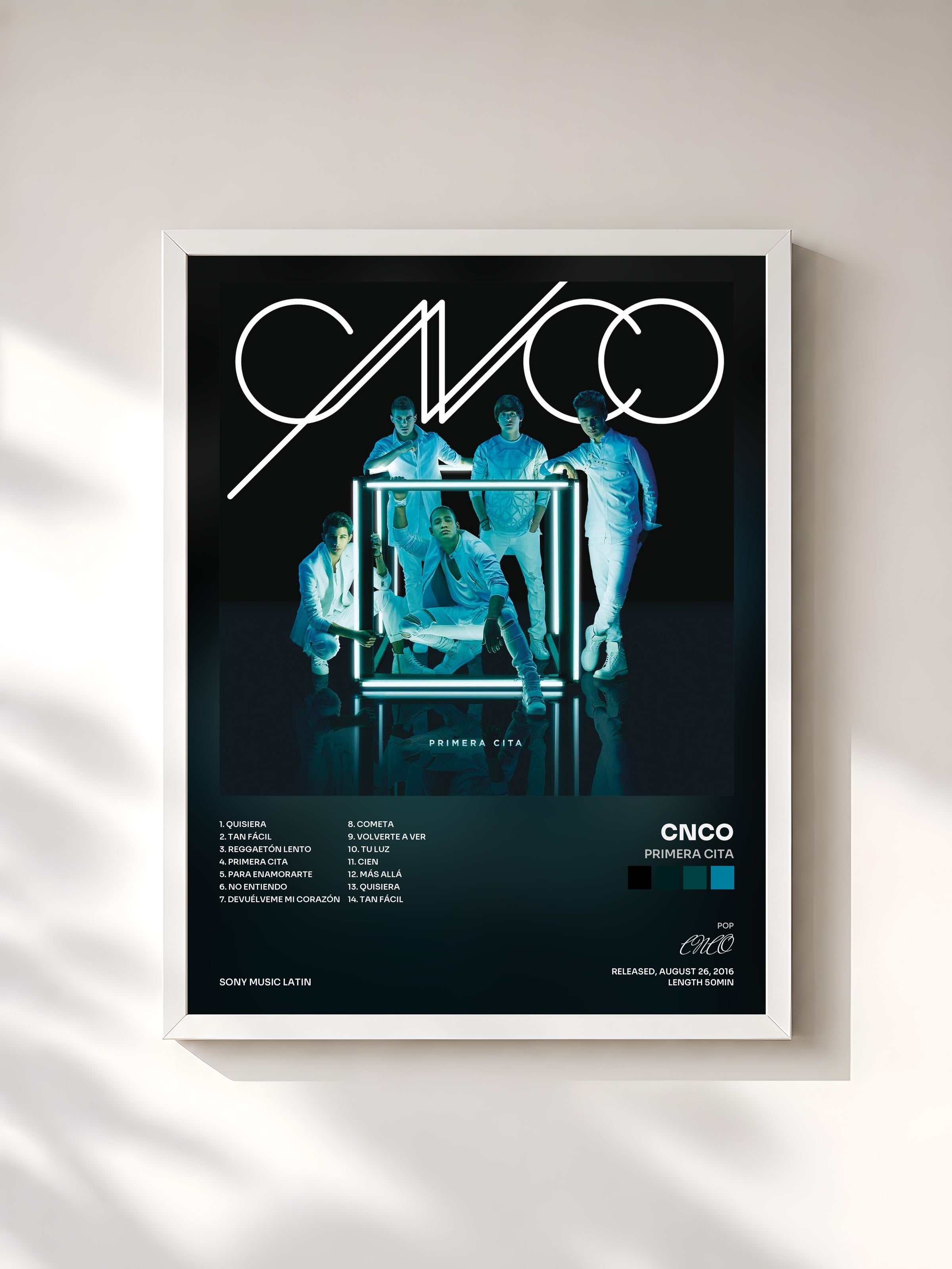 #blanc Tableau de l'album Primera Cita de CNCO, cadre blanc, imprimé et encadré en France