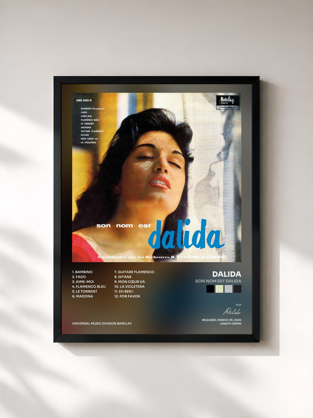 #noir Son nom est Dalida di Dalida in stampa incorniciata, cornice nera, stampata e incorniciata in Francia