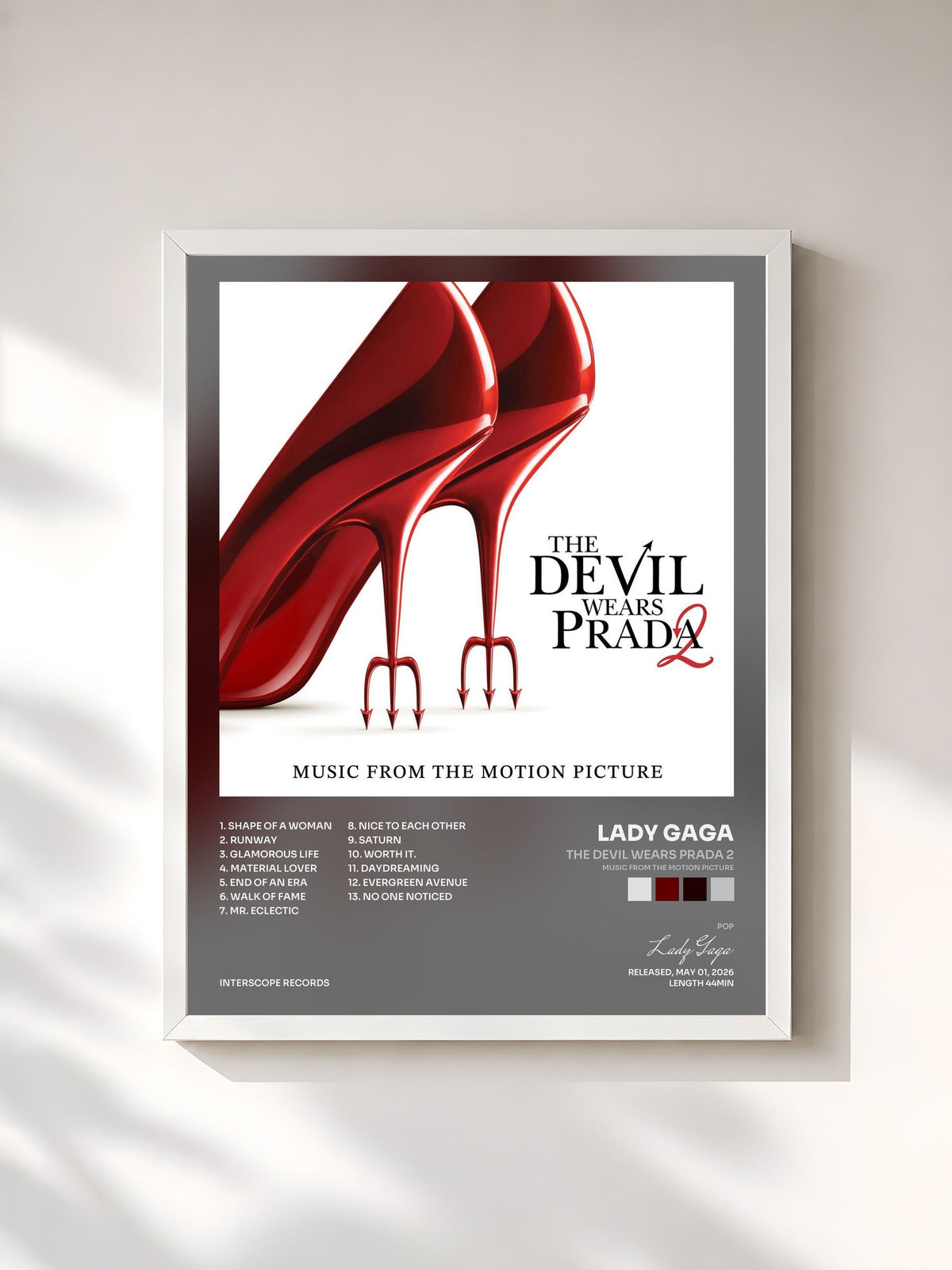#blanc Tableau de l'album The Devil Wears Prada 2 (Music From The Motion Picture) de Lady Gaga, cadre blanc, imprimé et encadré en France