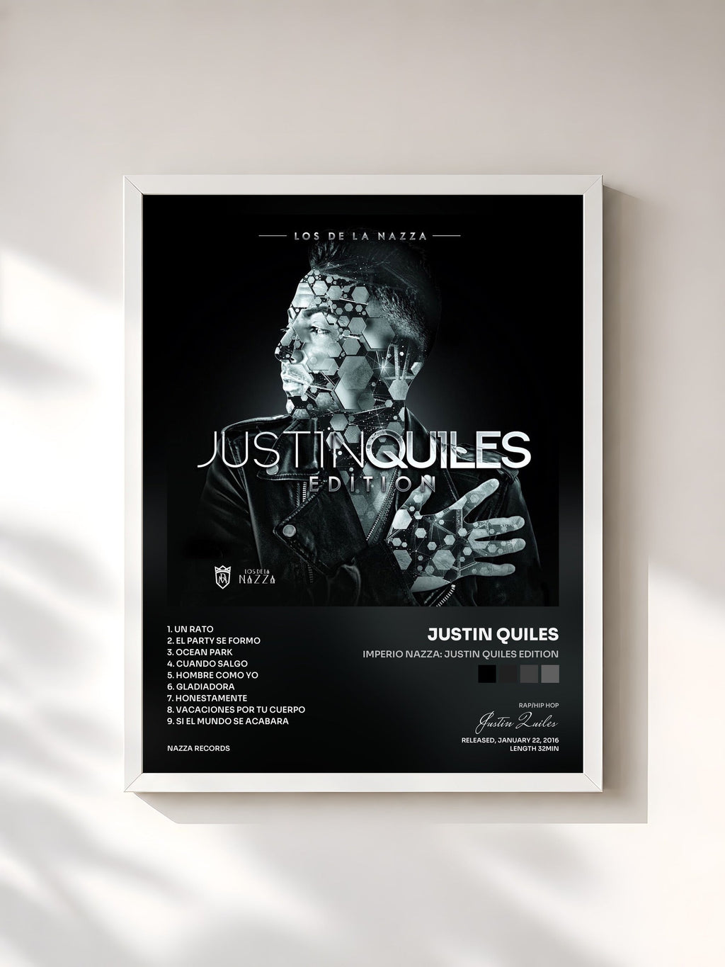 #blanc Tableau de l'album Imperio Nazza: Justin Quiles Edition de Justin Quiles, cadre blanc, imprimé et encadré en France