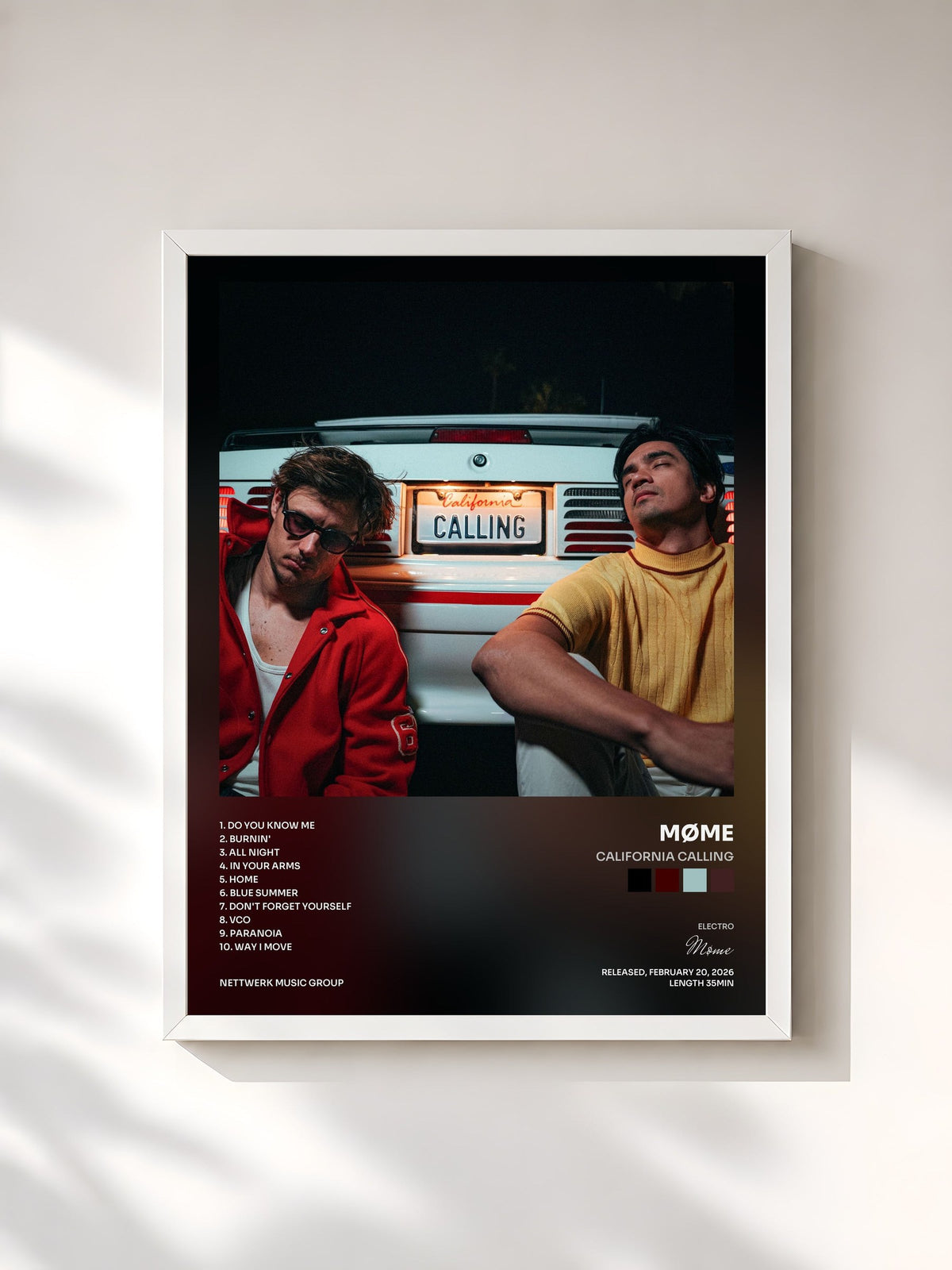 #blanc Tableau de l'album California Calling de Møme, cadre blanc, imprimé et encadré en France