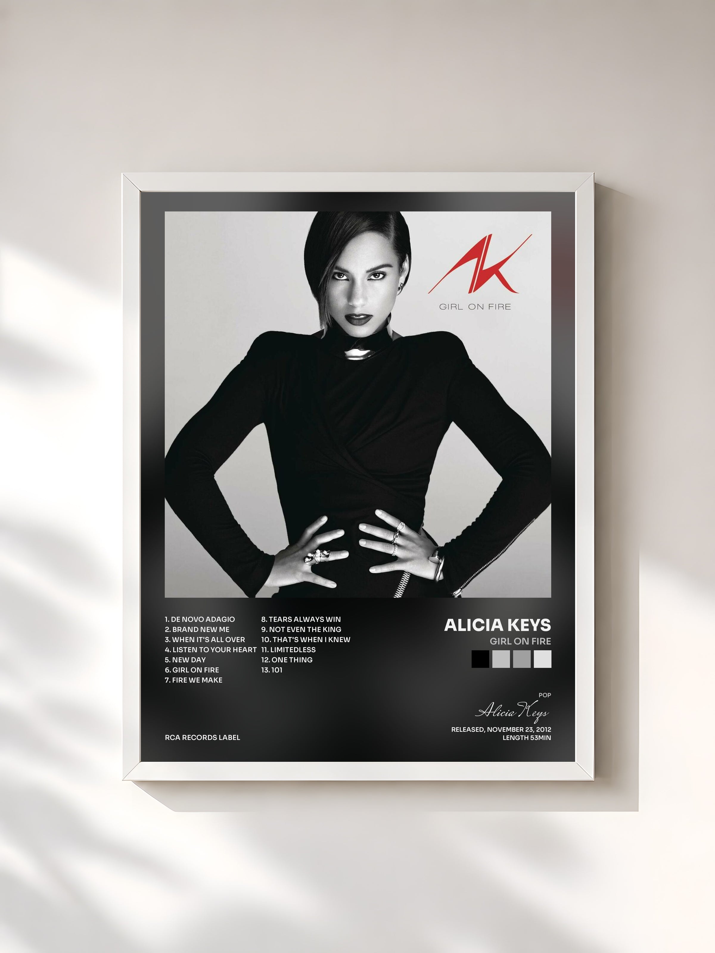 #blanc Tableau de l'album Girl On Fire de Alicia Keys, cadre blanc, imprimé et encadré en France
