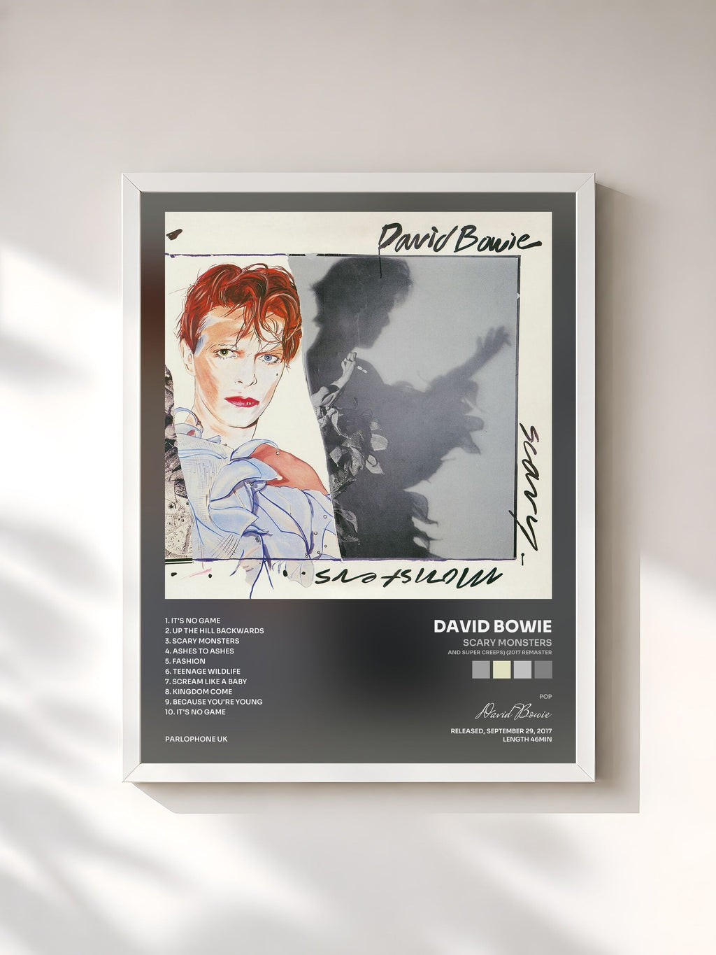 #blanc Scary Monsters (And Super Creeps) (2017 Remaster) de David Bowie en lámina enmarcada, marco blanco, impresa y enmarcada en Francia