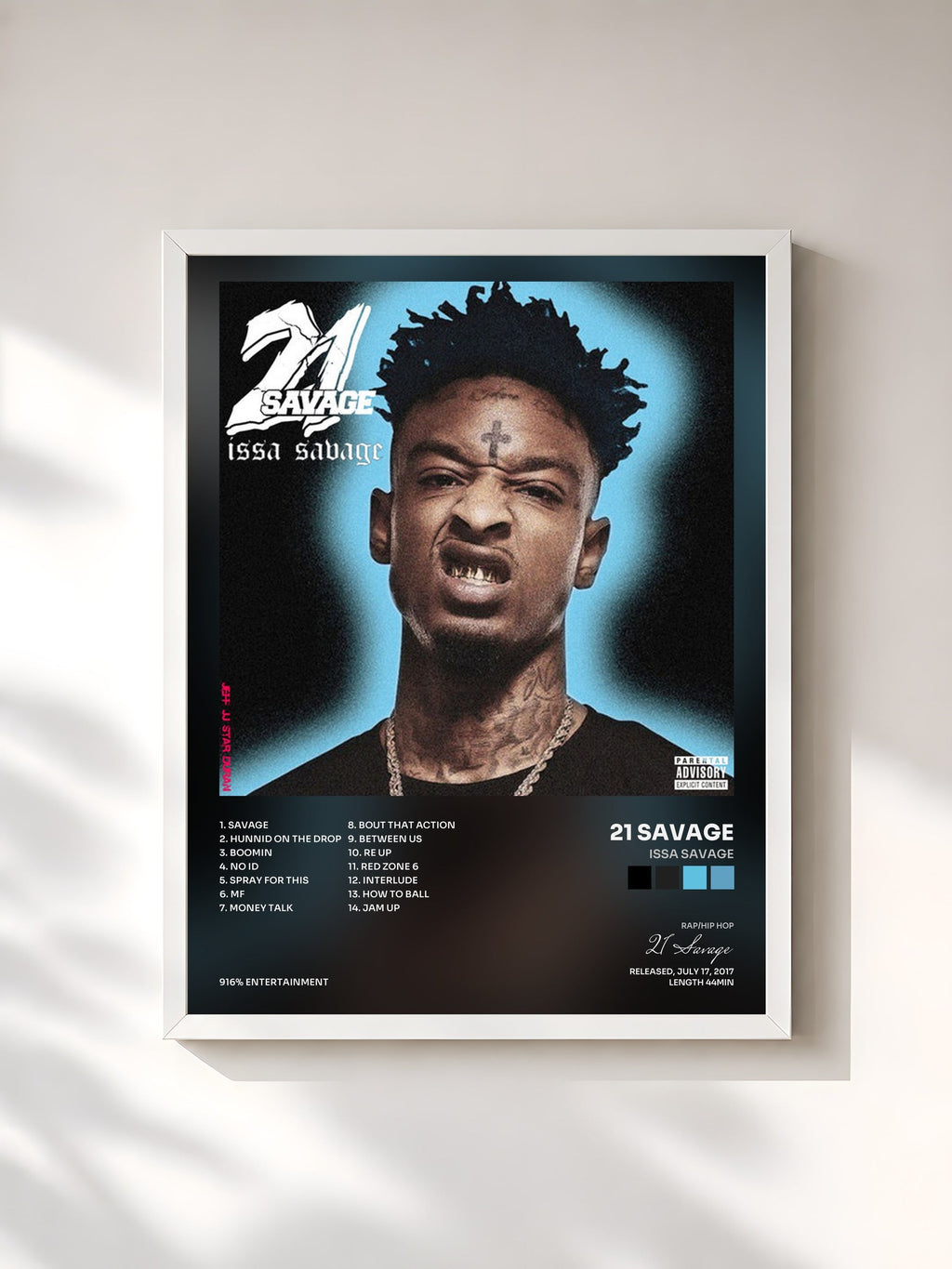 #blanc Issa Savage von 21 Savage als gerahmter Kunstdruck, weißer Rahmen, gedruckt und gerahmt in Frankreich