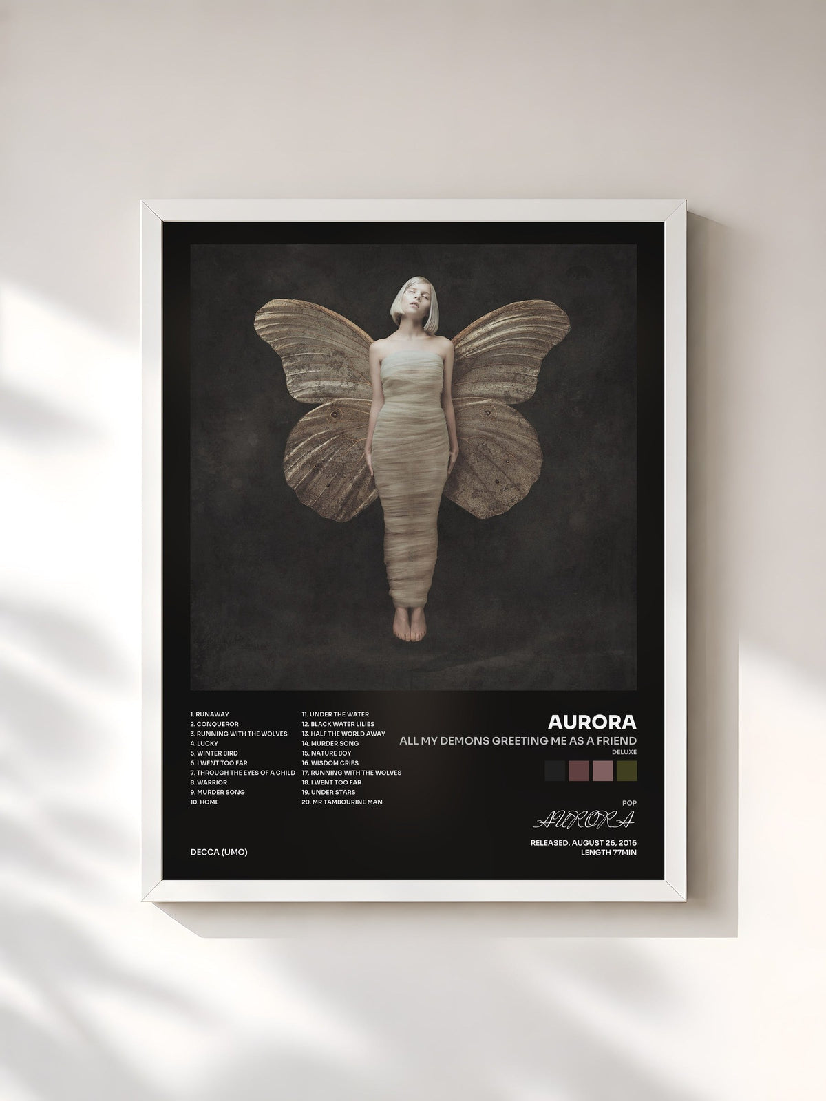 #blanc All My Demons Greeting Me As A Friend (Deluxe) de AURORA en lámina enmarcada, marco blanco, impresa y enmarcada en Francia