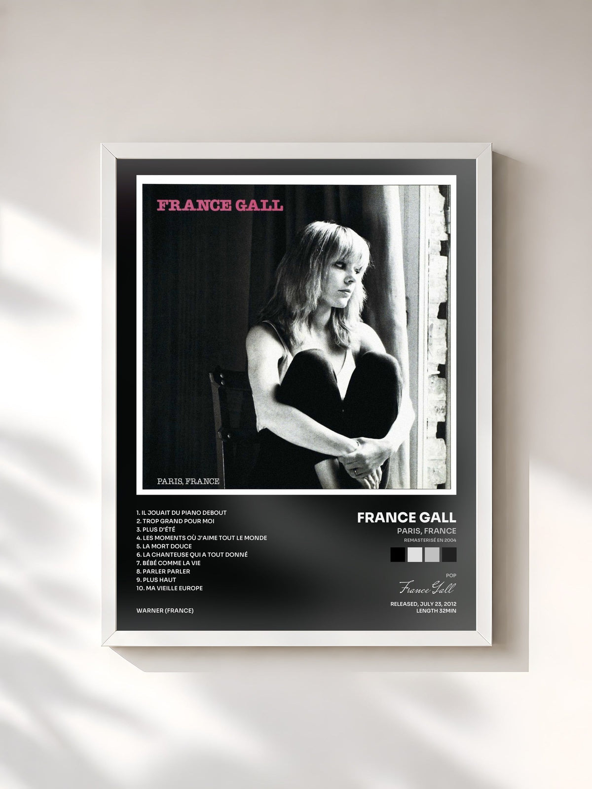 #blanc Paris, France (Remasterisé en 2004) de France Gall en lámina enmarcada, marco blanco, impresa y enmarcada en Francia