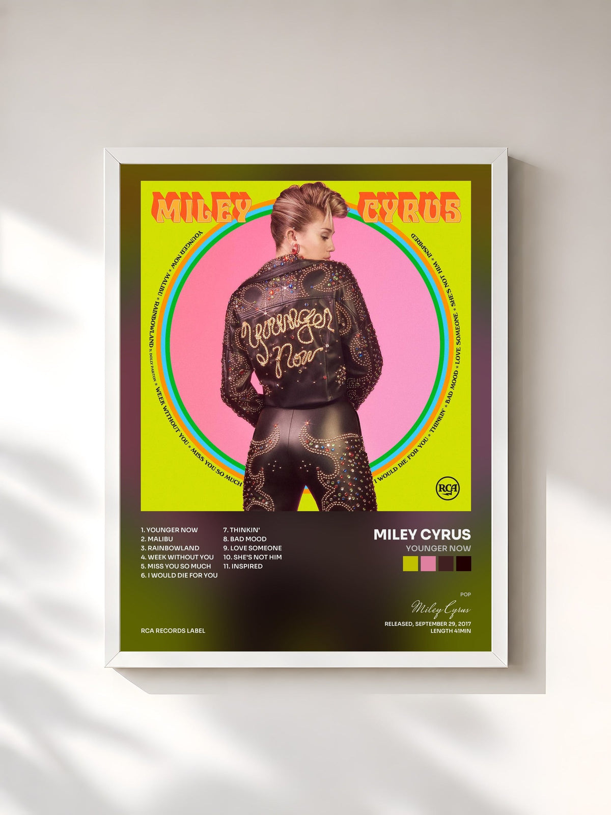 #blanc Tableau de l'album Younger Now de Miley Cyrus, cadre blanc, imprimé et encadré en France