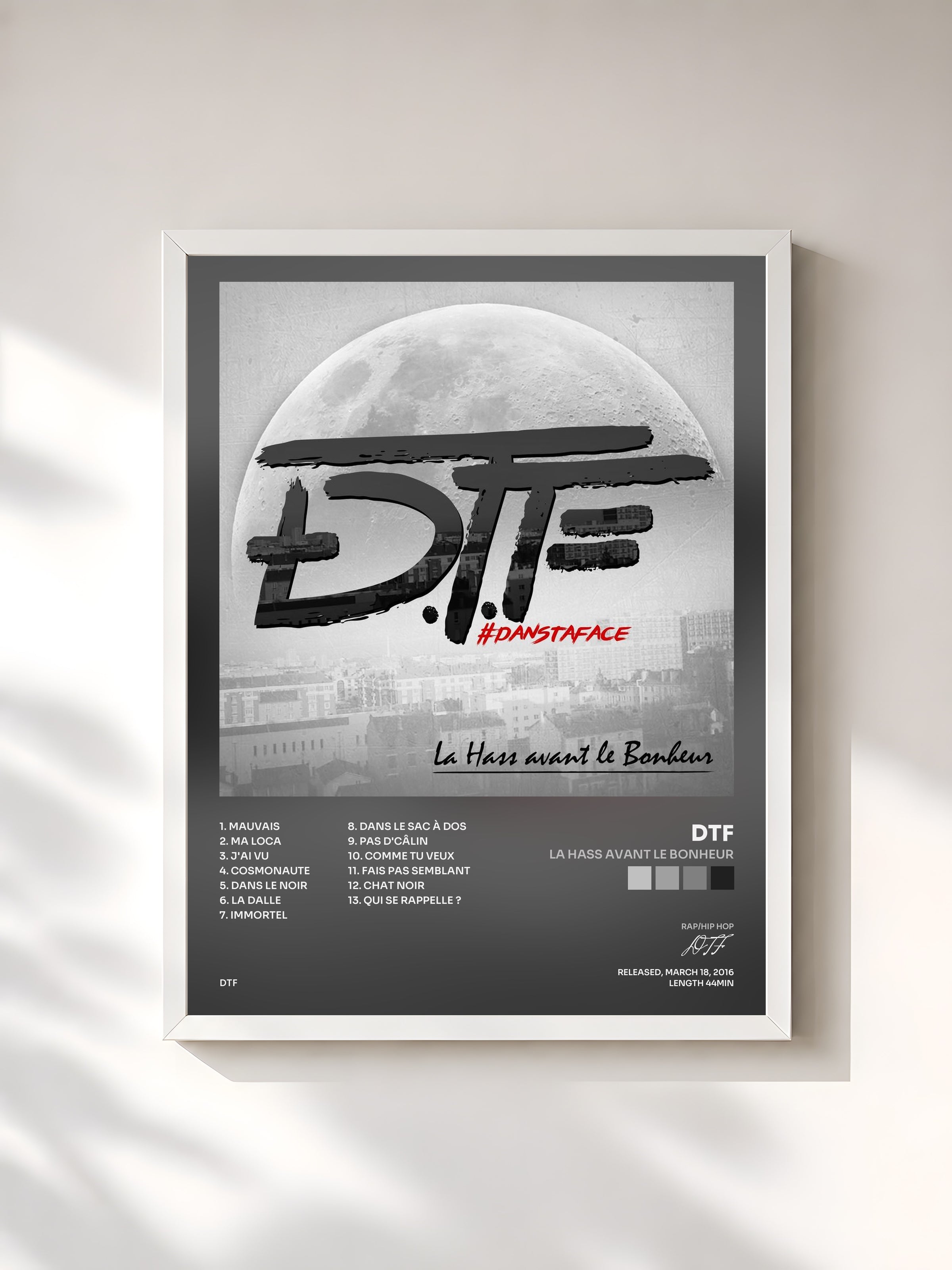 #blanc Tableau de l'album La hass avant le bonheur de DTF, cadre blanc, imprimé et encadré en France
