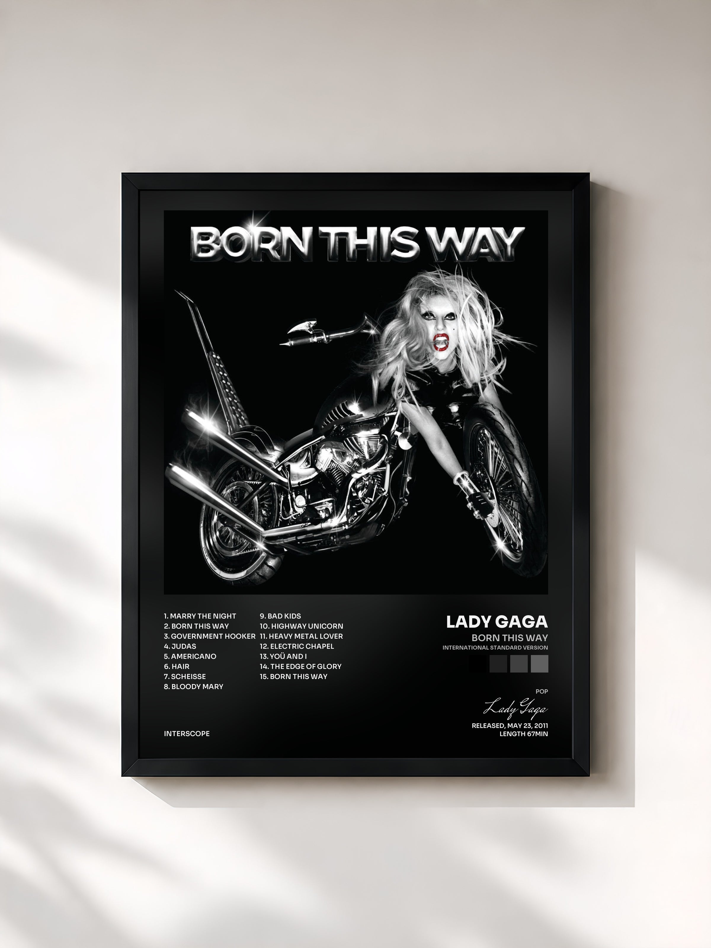#noir Tableau de l'album Born This Way (International Standard Version) de Lady Gaga, cadre noir, imprimé et encadré en France