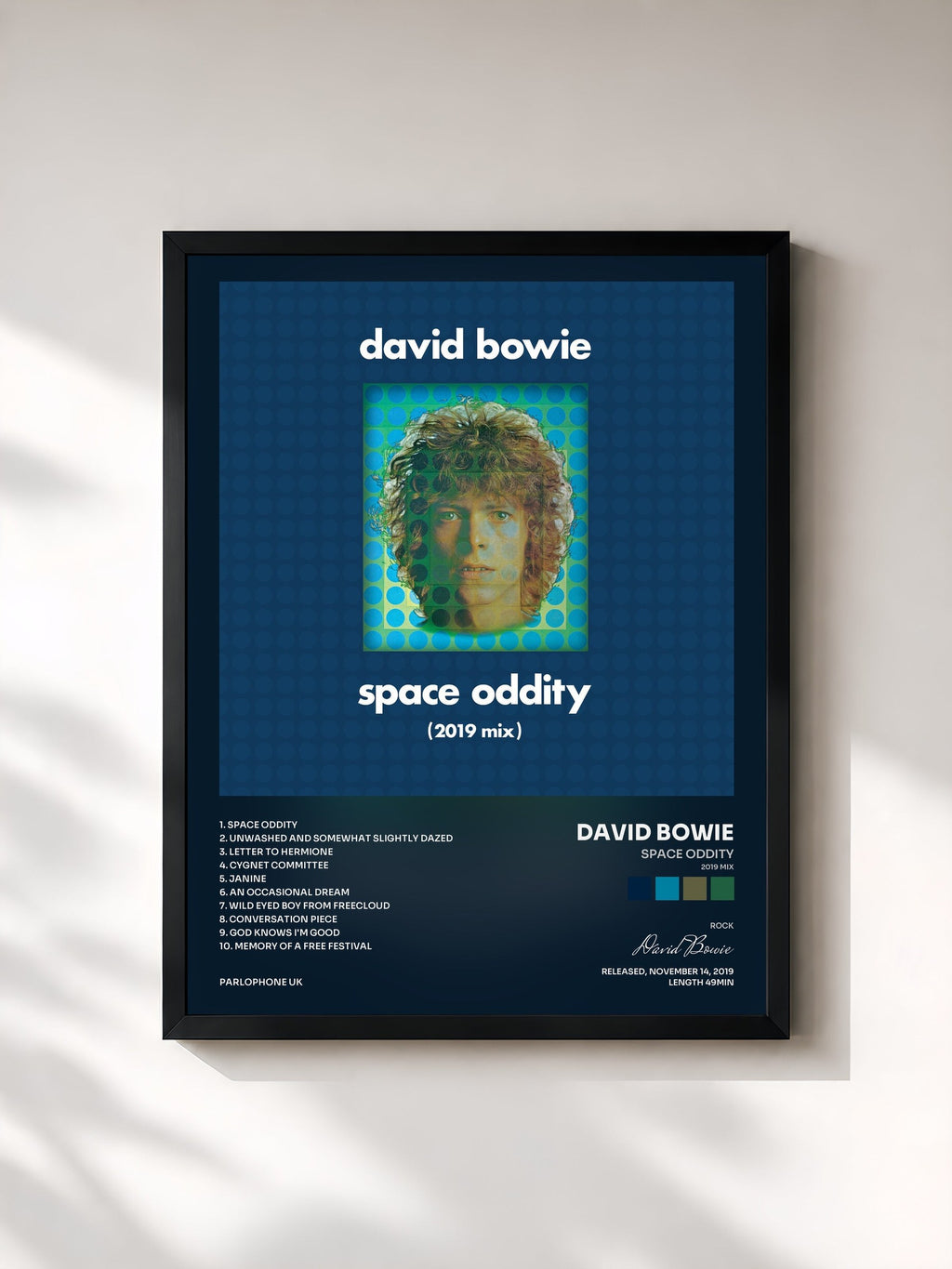 #noir Space Oddity (2019 Mix) von David Bowie als gerahmter Kunstdruck, schwarzer Rahmen, gedruckt und gerahmt in Frankreich