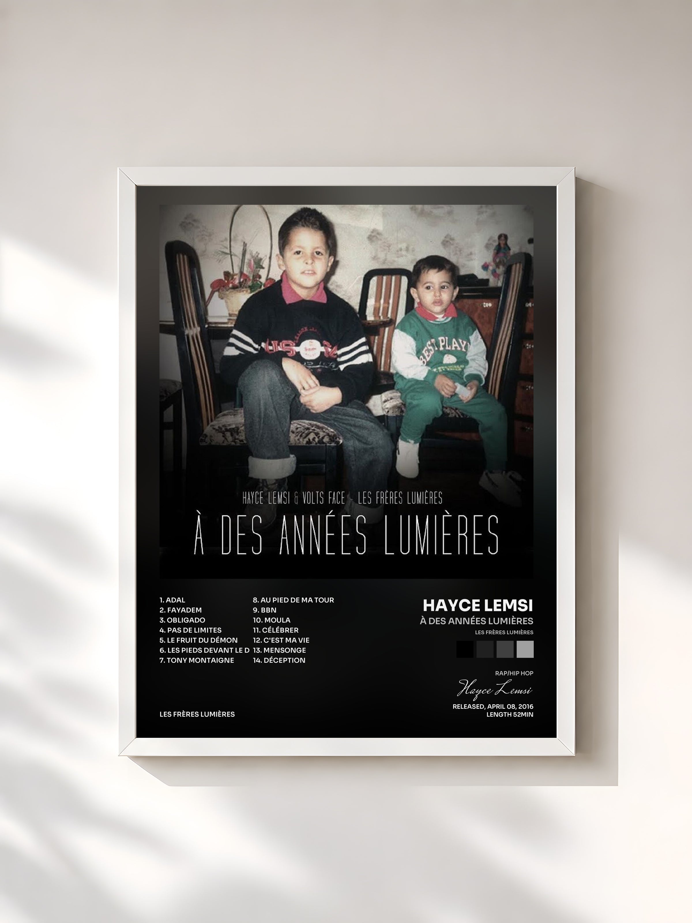 #blanc Tableau de l'album À des années lumières (Les frères lumières) de Hayce Lemsi, cadre blanc, imprimé et encadré en France