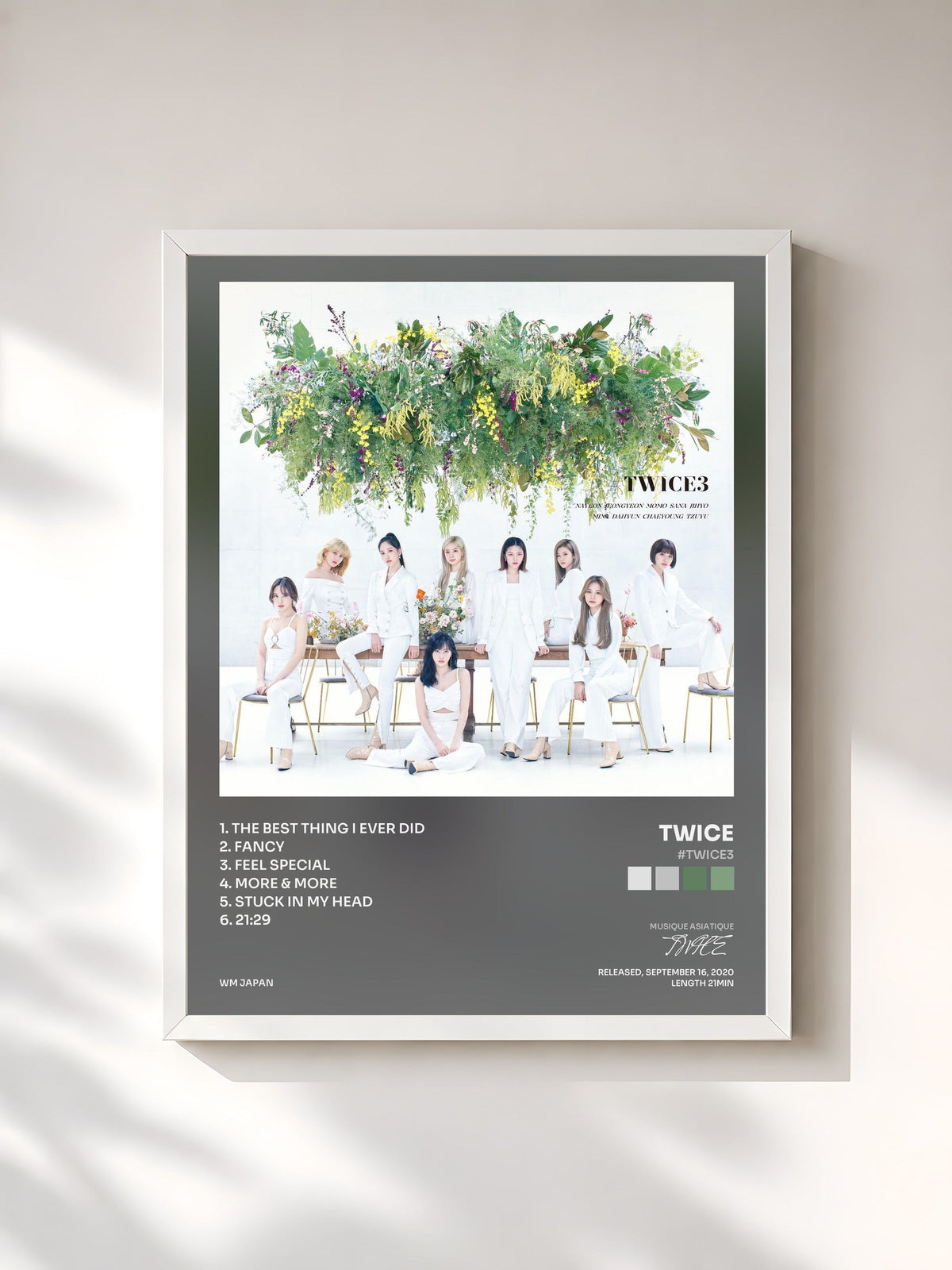 #blanc Tableau de l'album #TWICE3 de TWICE, cadre blanc, imprimé et encadré en France