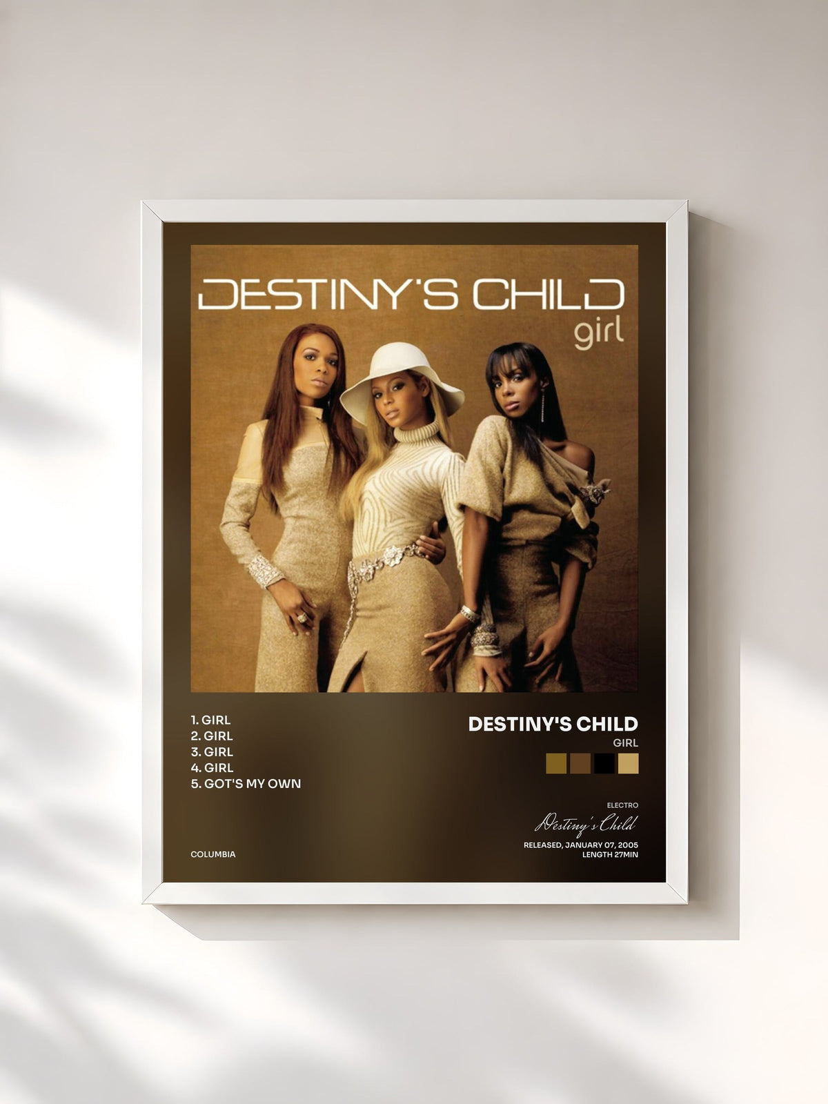 #blanc Girl di Destiny's Child in stampa incorniciata, cornice bianca, stampata e incorniciata in Francia