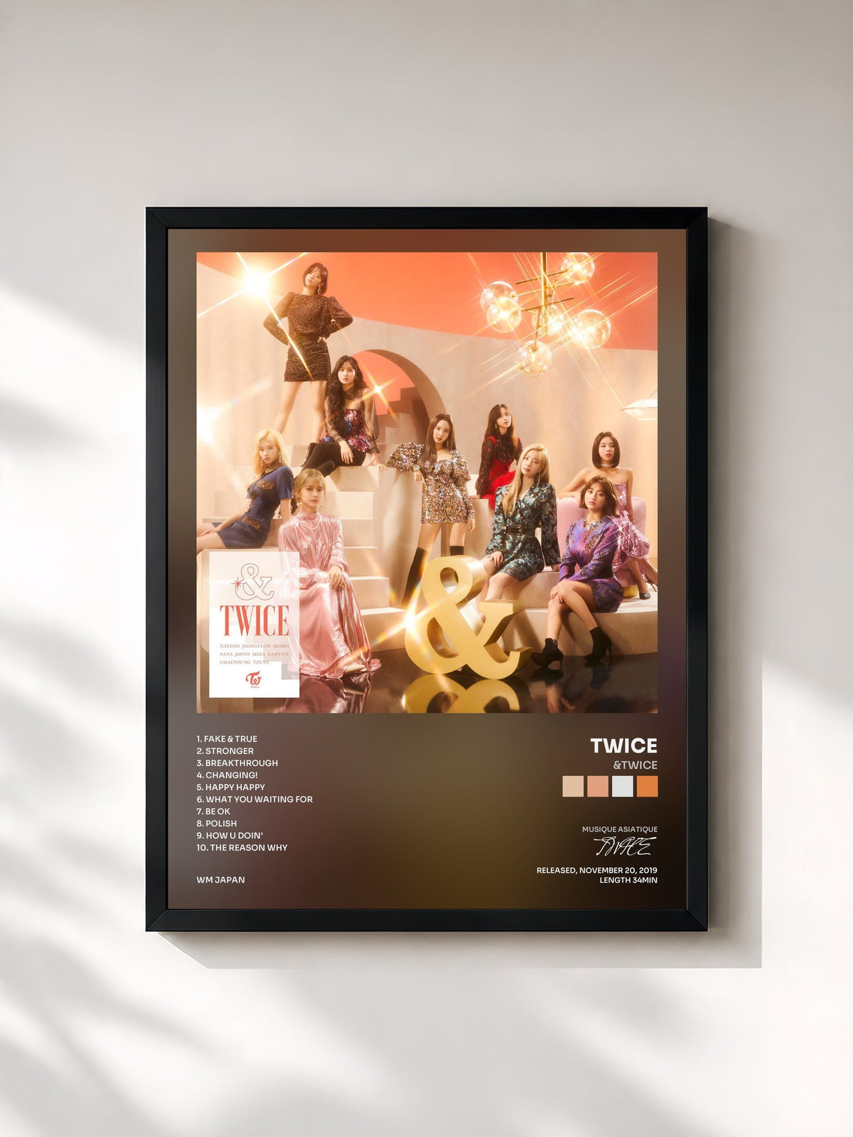 #noir Tableau de l'album &TWICE de TWICE, cadre noir, imprimé et encadré en France