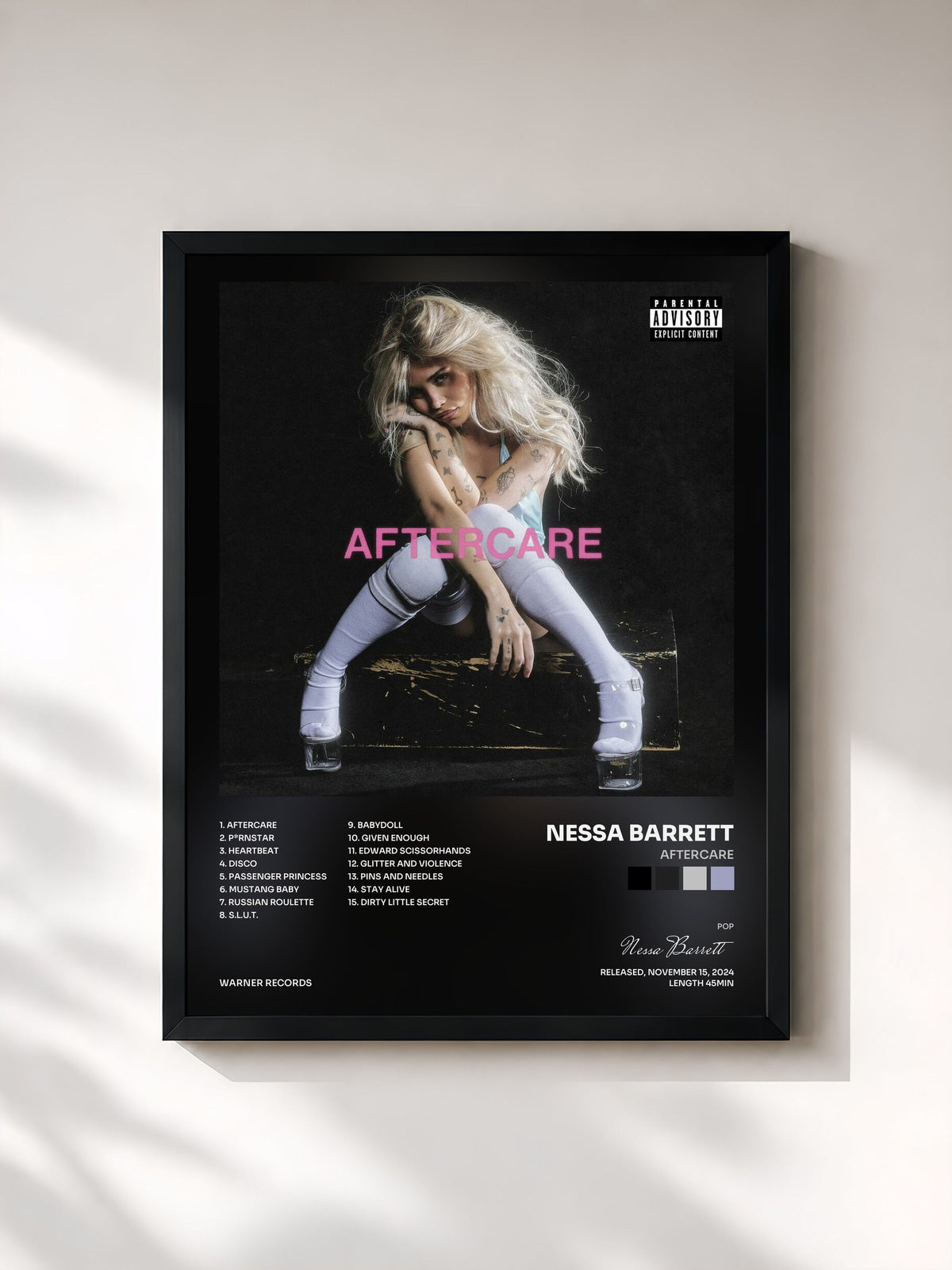 #noir AFTERCARE von Nessa Barrett als gerahmter Kunstdruck, schwarzer Rahmen, gedruckt und gerahmt in Frankreich