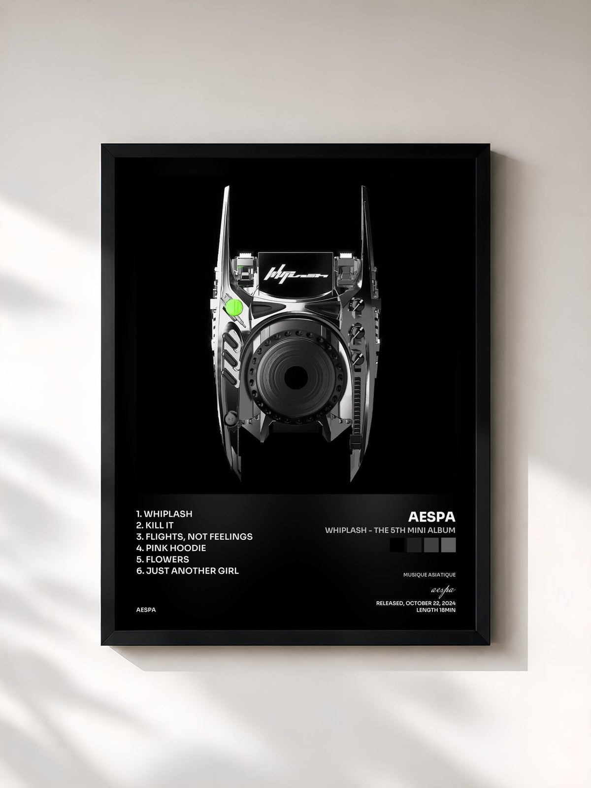 #noir Tableau de l'album Whiplash - The 5th Mini Album de aespa, cadre noir, imprimé et encadré en France