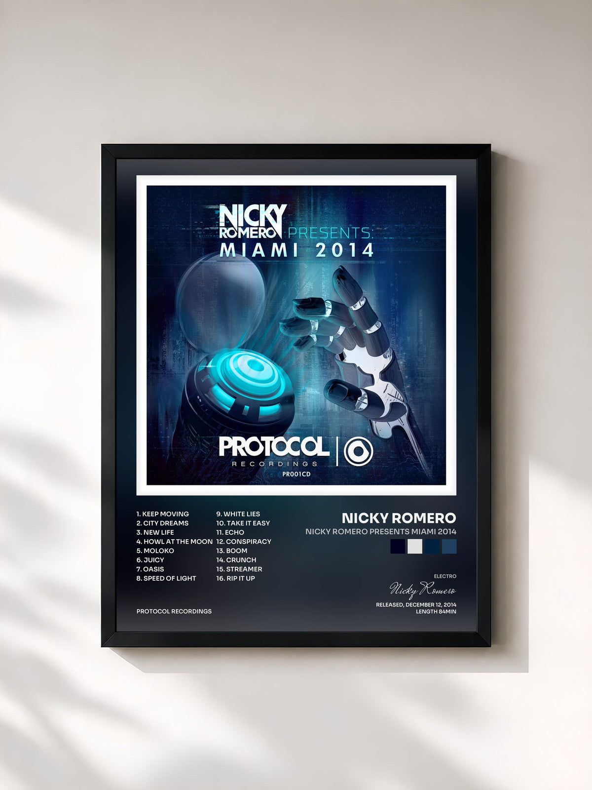 #noir Nicky Romero presents Miami 2014 von Nicky Romero als gerahmter Kunstdruck, schwarzer Rahmen, gedruckt und gerahmt in Frankreich