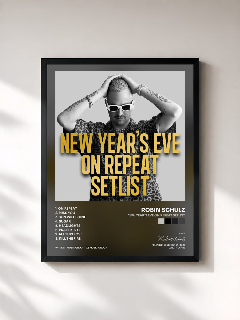 #noir New Year's Eve on Repeat Setlist von Robin Schulz als gerahmter Kunstdruck, schwarzer Rahmen, gedruckt und gerahmt in Frankreich