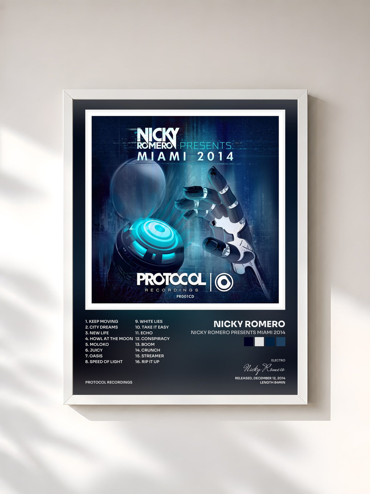 #blanc Nicky Romero presents Miami 2014 von Nicky Romero als gerahmter Kunstdruck, weißer Rahmen, gedruckt und gerahmt in Frankreich