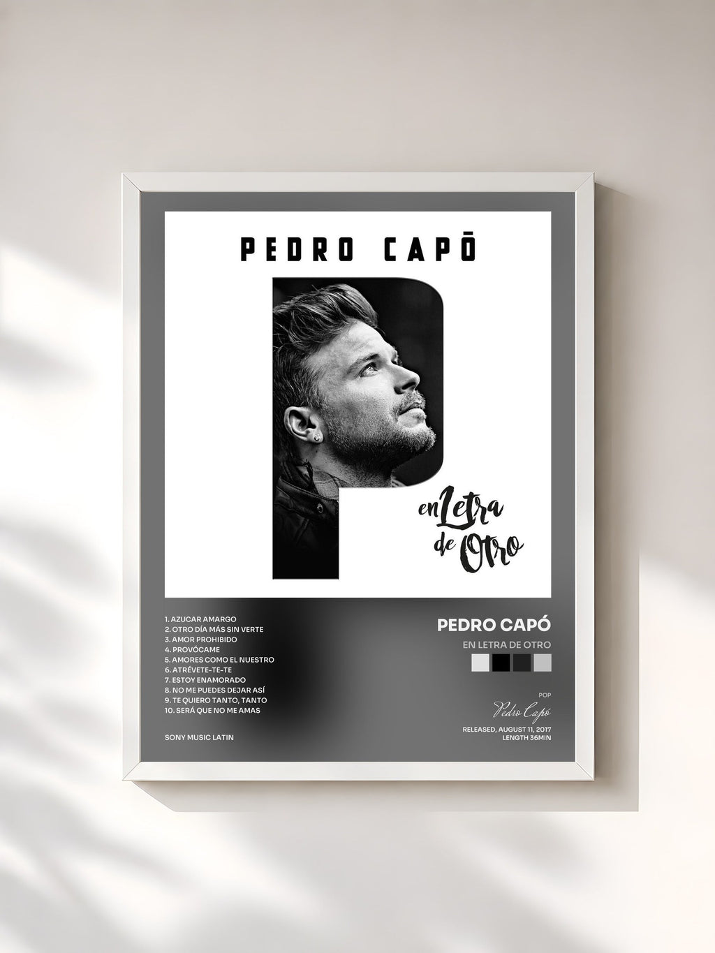 #blanc En Letra de Otro de Pedro Capó en lámina enmarcada, marco blanco, impresa y enmarcada en Francia